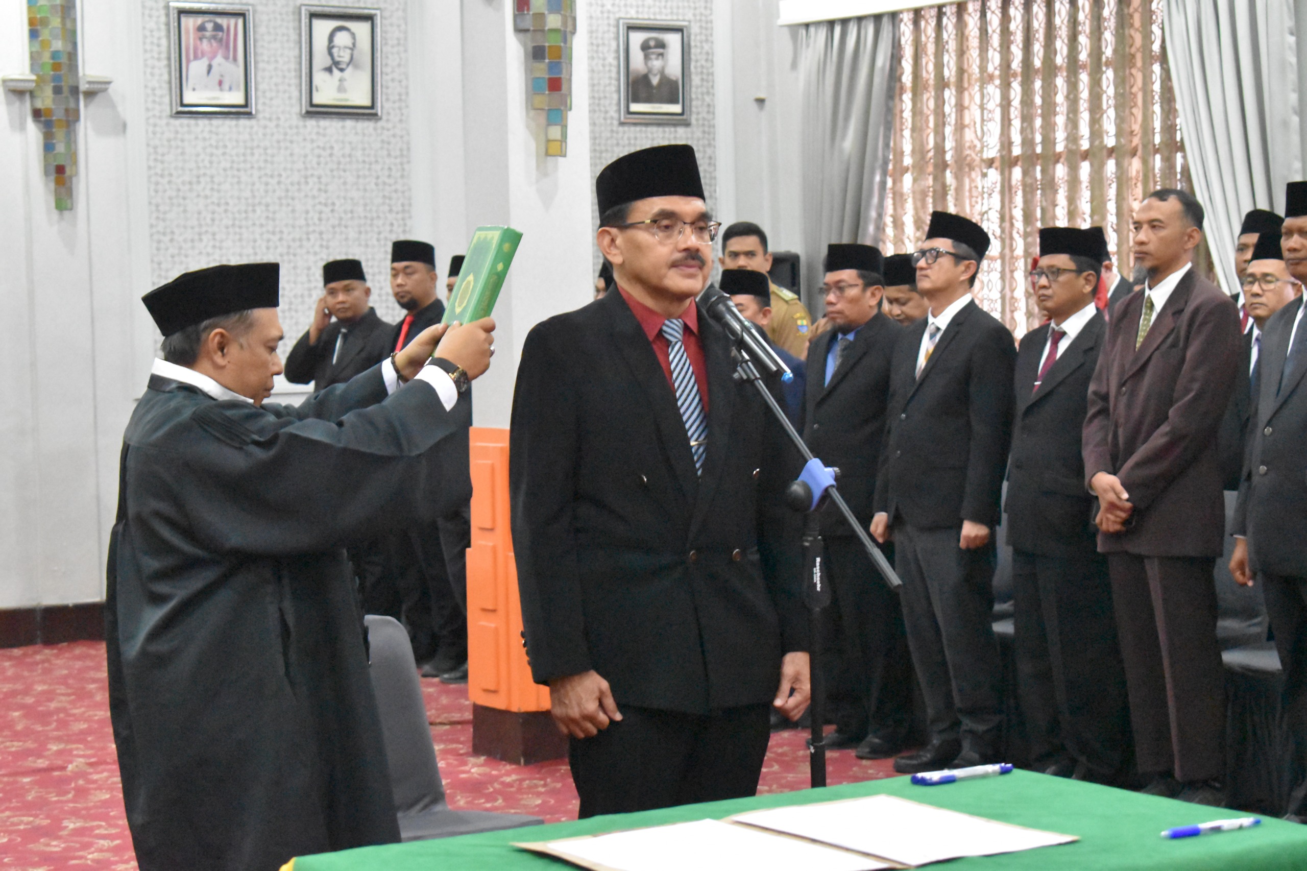 Pelantikan dan Pengambilan Sumpah Jabatan Penjabat Sekretaris Daerah Kota Cirebon