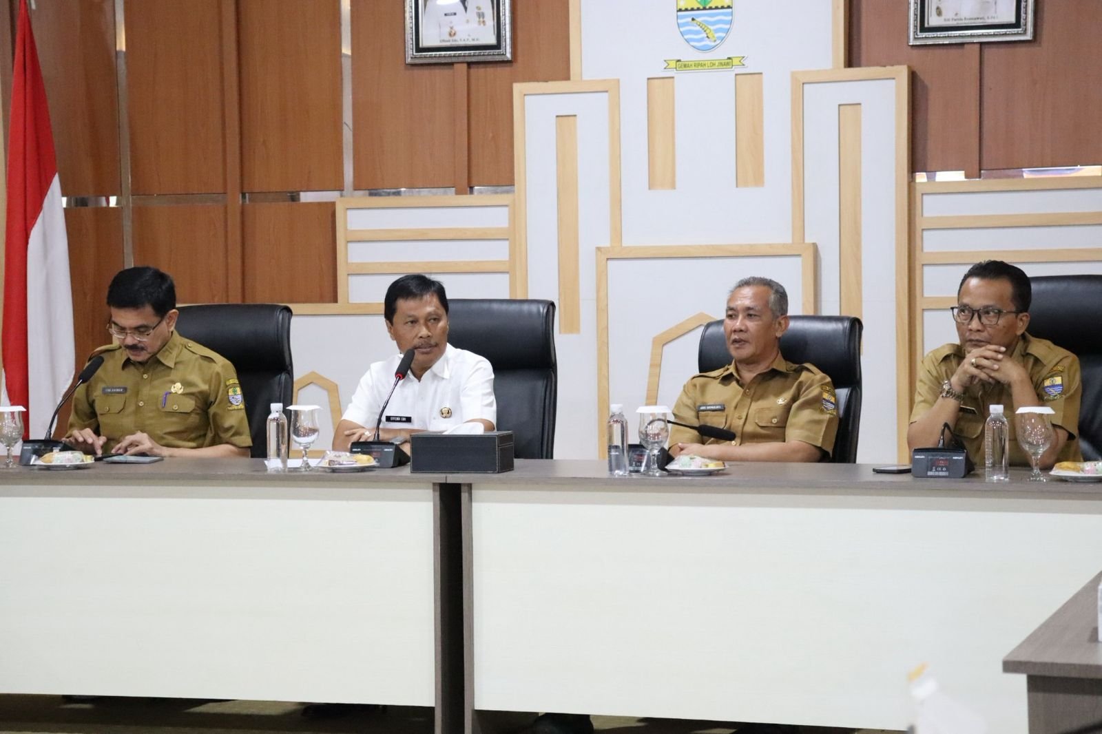Wali Kota Pertimbangkan Pemberian Piagam Penghargaan bagi Atlet Peraih Medali Porsenitas