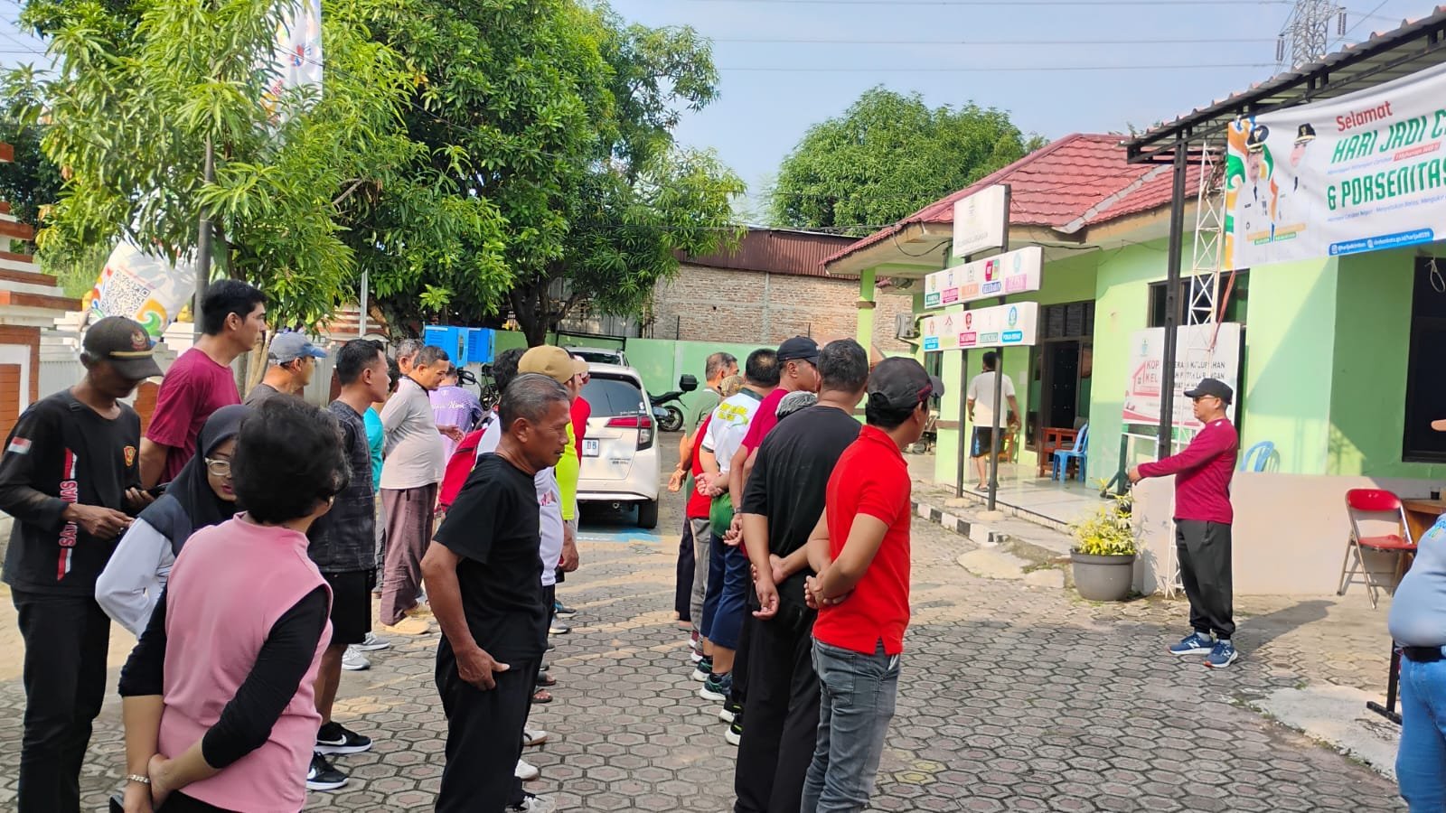 SEMANGAT KEBERSAMAAN MELALUI KEJUARAAN TENIS MEJA ANTAR RW KELURAHAN LARANGAN DALAM RANGKA HARI JADI KOTA CIREBON KE-599